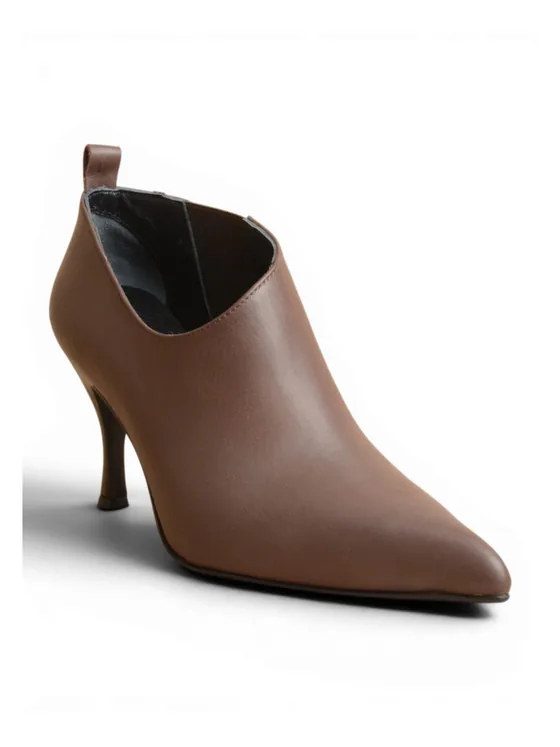 Brown Leather Pointed Ankle Boot, Elastic Gusset — Kahverengi Deri Sivri Burun Bot · 8 cm